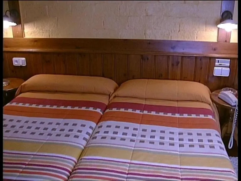 Hotel-Restaurante Casa Enrique Solares Spain