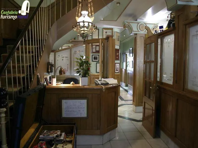 Hotel-Restaurante Casa Enrique Solares Spain