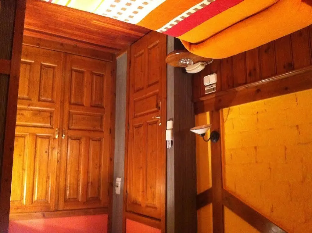 Country house Hotel-Restaurante Casa Enrique Solares Spain